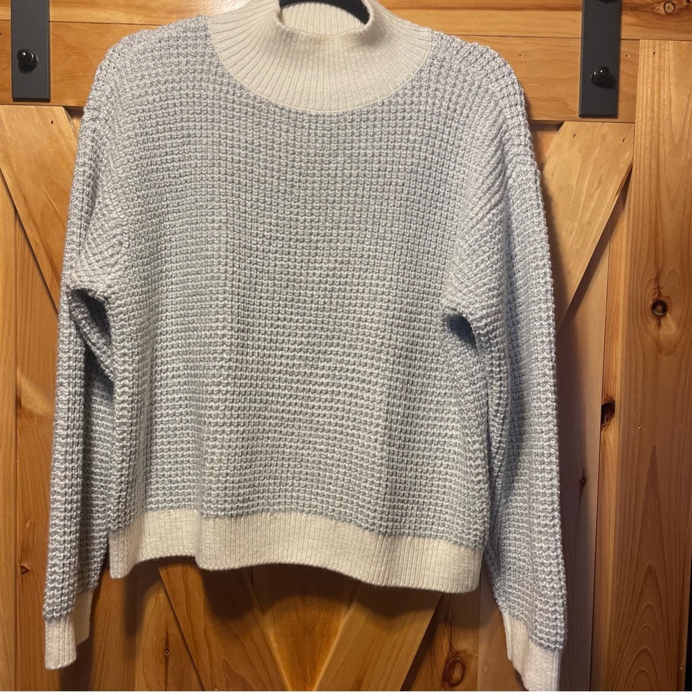 Ann Taylor metallic silver Waffle Knit Women’s Sweater, size Medium, NWT